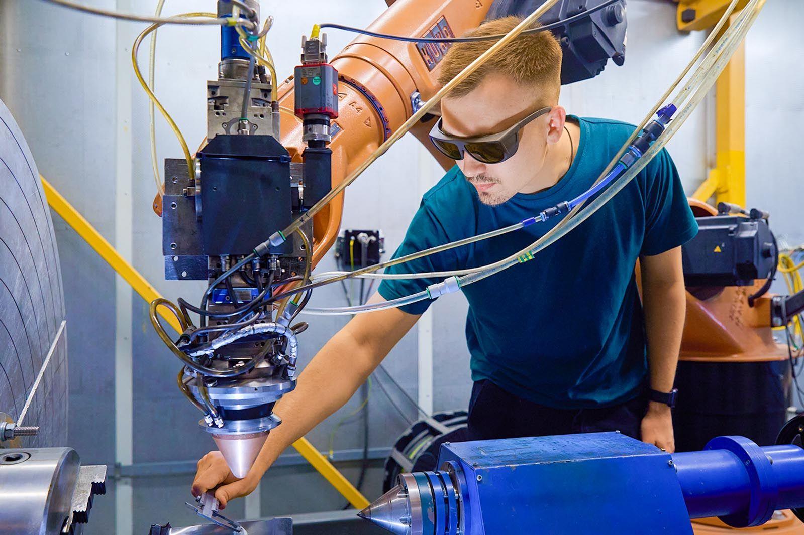 Столица поддерживает прежде всего высокотехнологичные производства и компании, способствующие импортозамещению