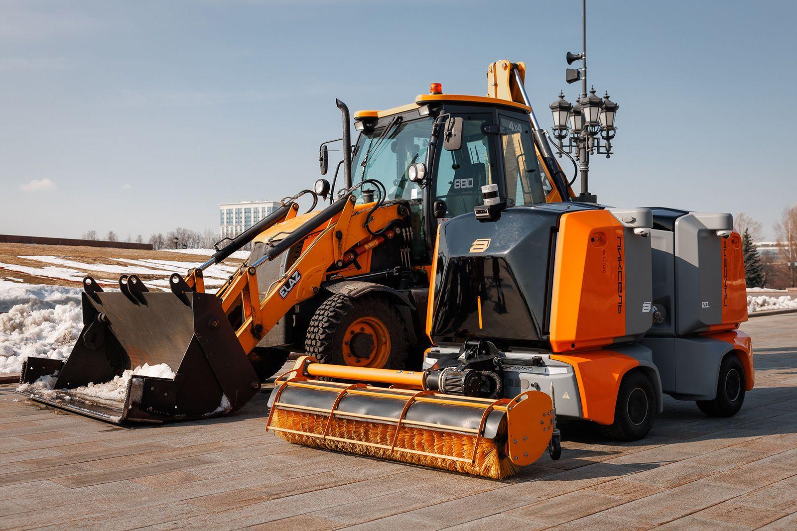 Несмотря на название, робот "Пиксель" обладает внушительными размерами