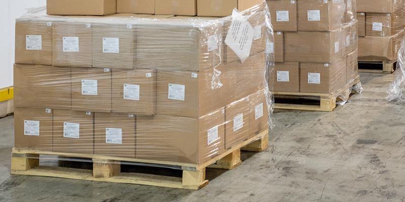 Московские предприниматели регулярно отправляют гуманитарные грузы не только для бойцов на фронте, но и для жителей приграничья