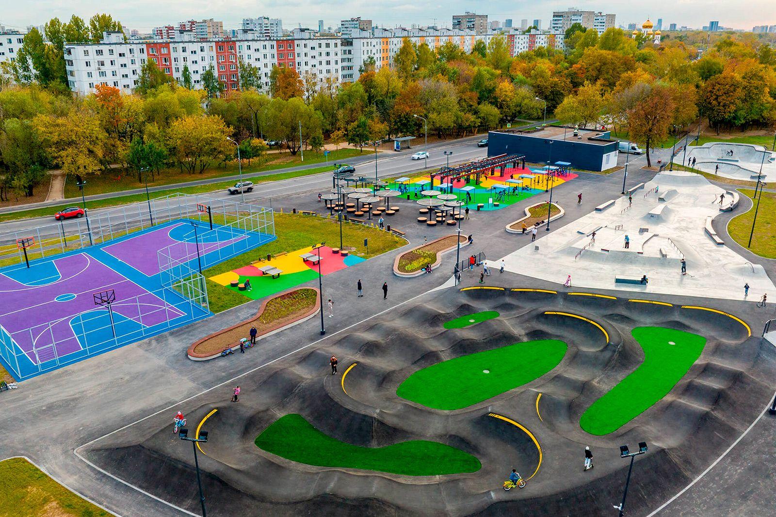 Московская спортивная инфраструктура выделяется разнообразием, яркими цветами и формами