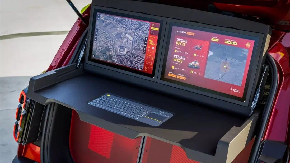 Консоль управления противопожарным комплексом на базе Renault 4 E-Tech Консоль управления противопожарным комплексом на базе Renault 4 E-Tech