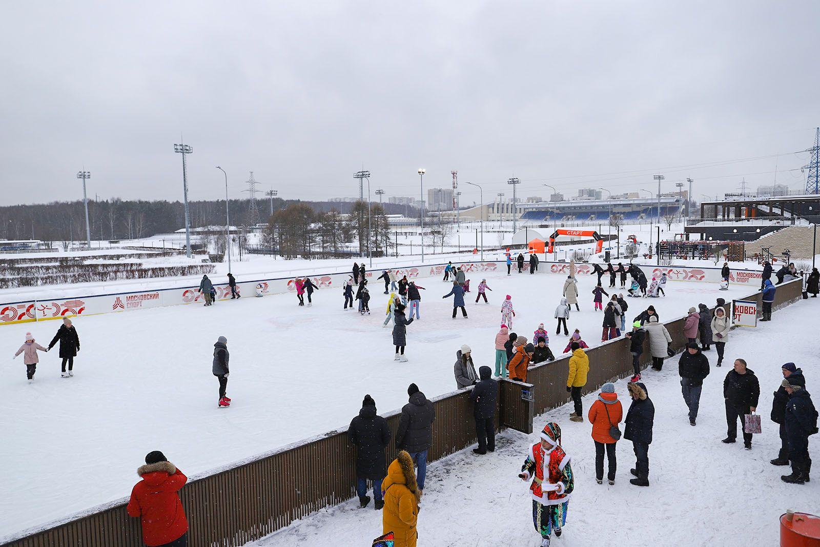 Благодаря развитой инфраструктуре, в Москве комфортно заниматься спортом в любое время года