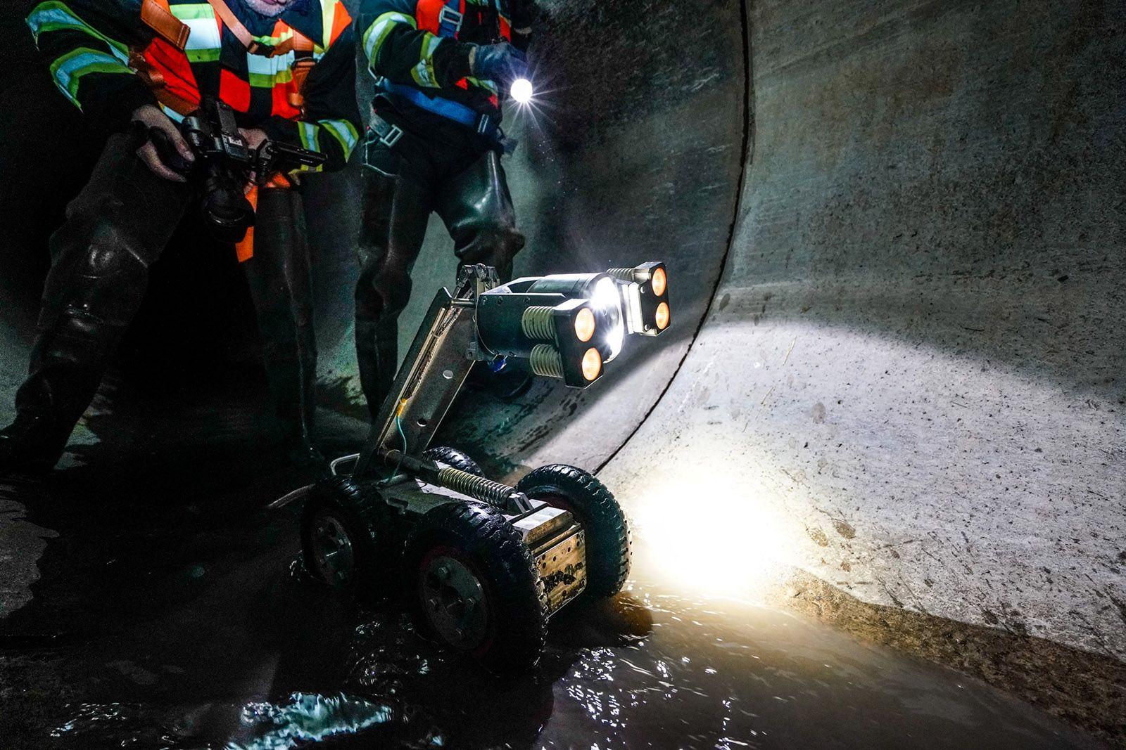 Применение роботов для исследования труб