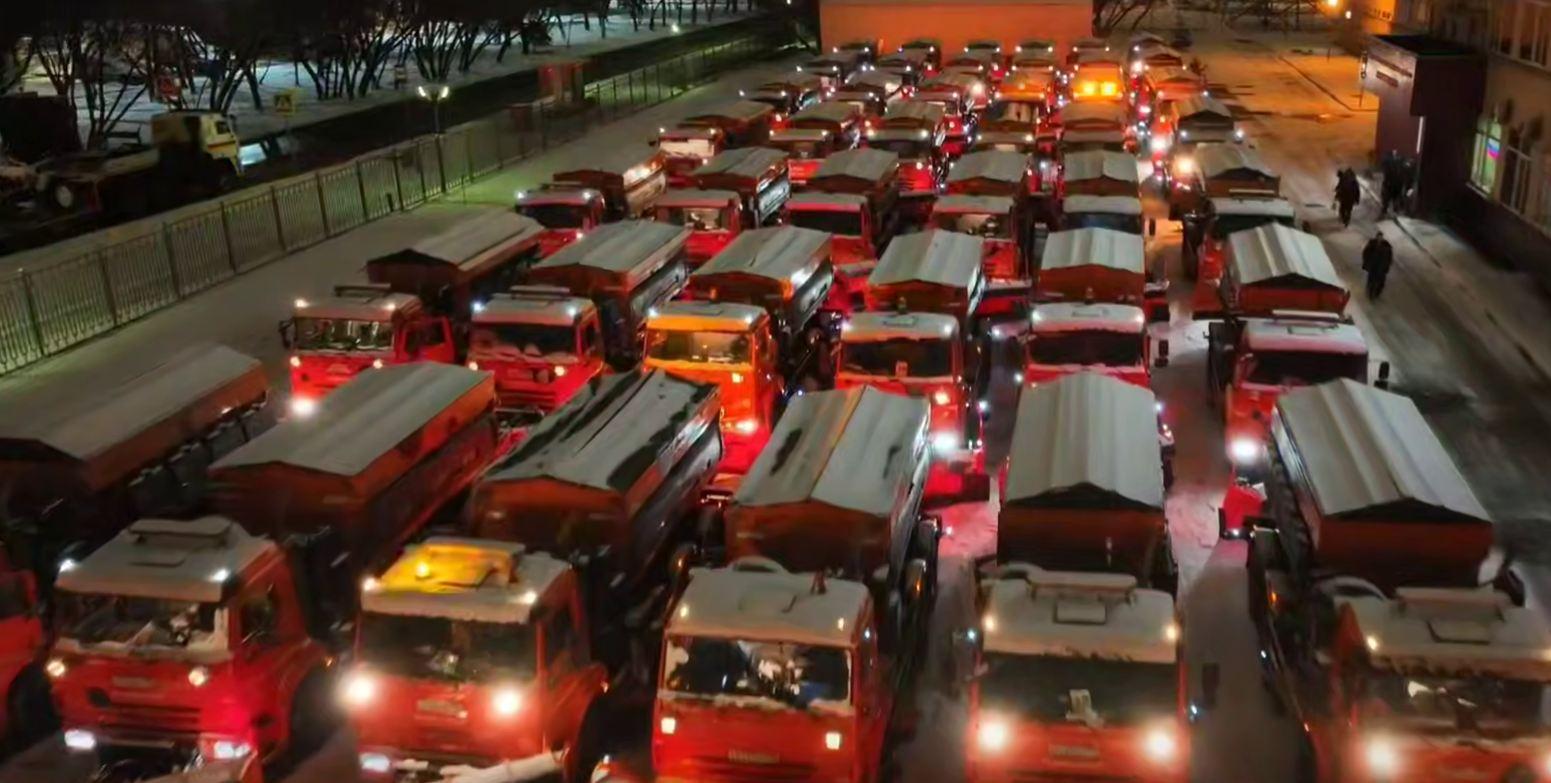 Техника, направленная в новые регионы мэрией Москвы Техника, направленная в новые регионы мэрией Москвы