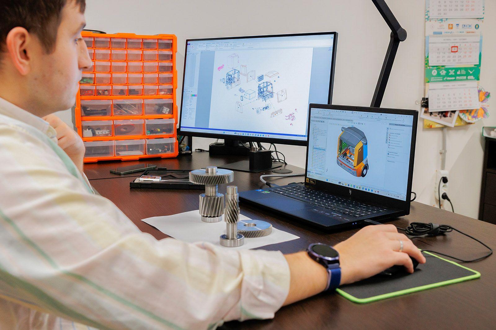 Робот "Пиксель" – московская разработка