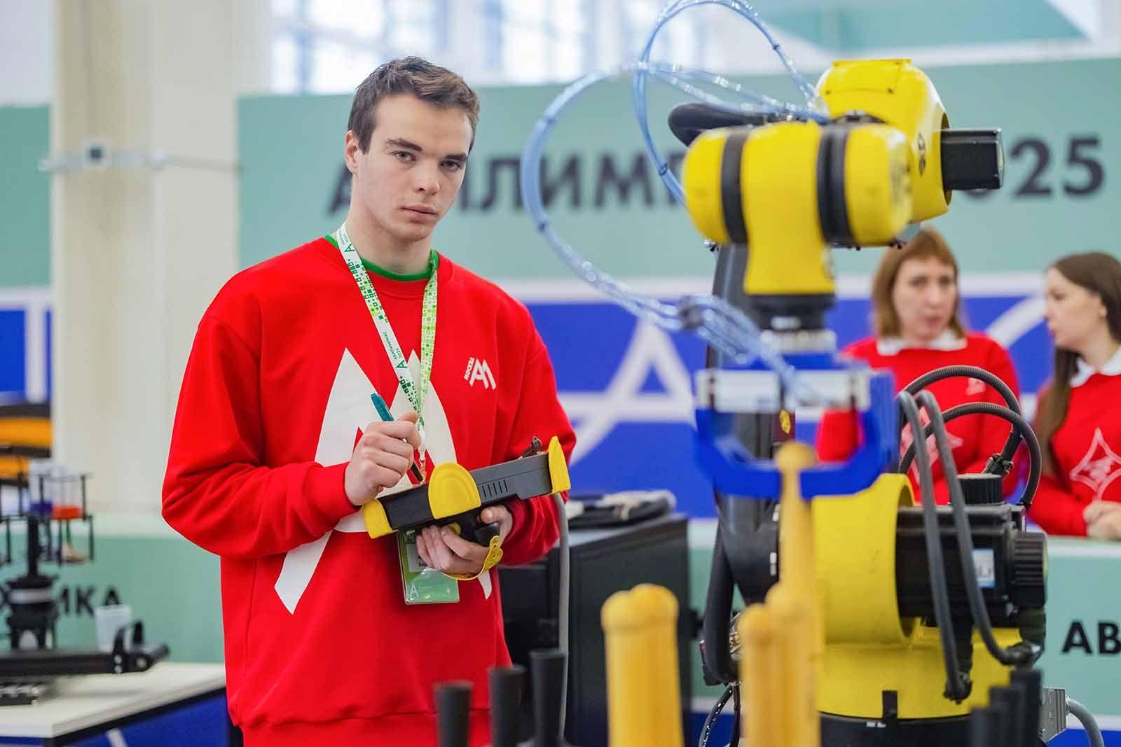 В 2025 году в колледжи Москвы поступили 50 тысяч человек, включая 37 тысяч 9-классников