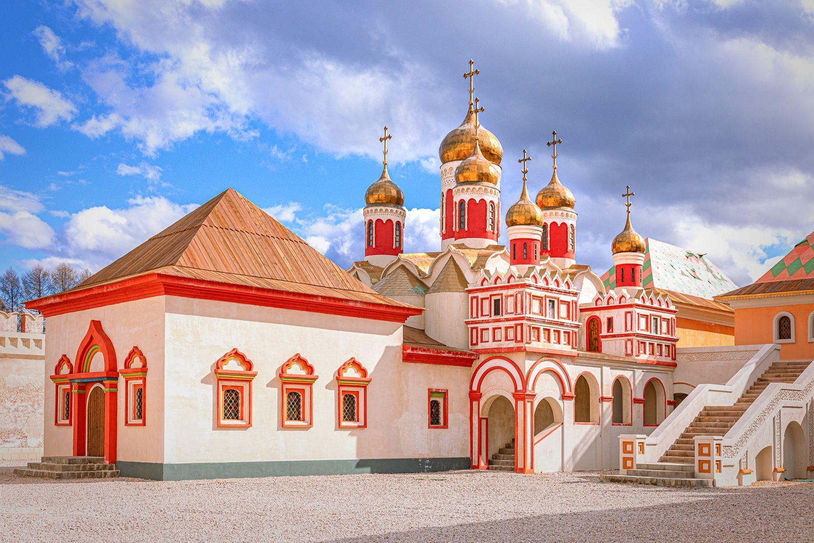 Декорации московского кинокластера