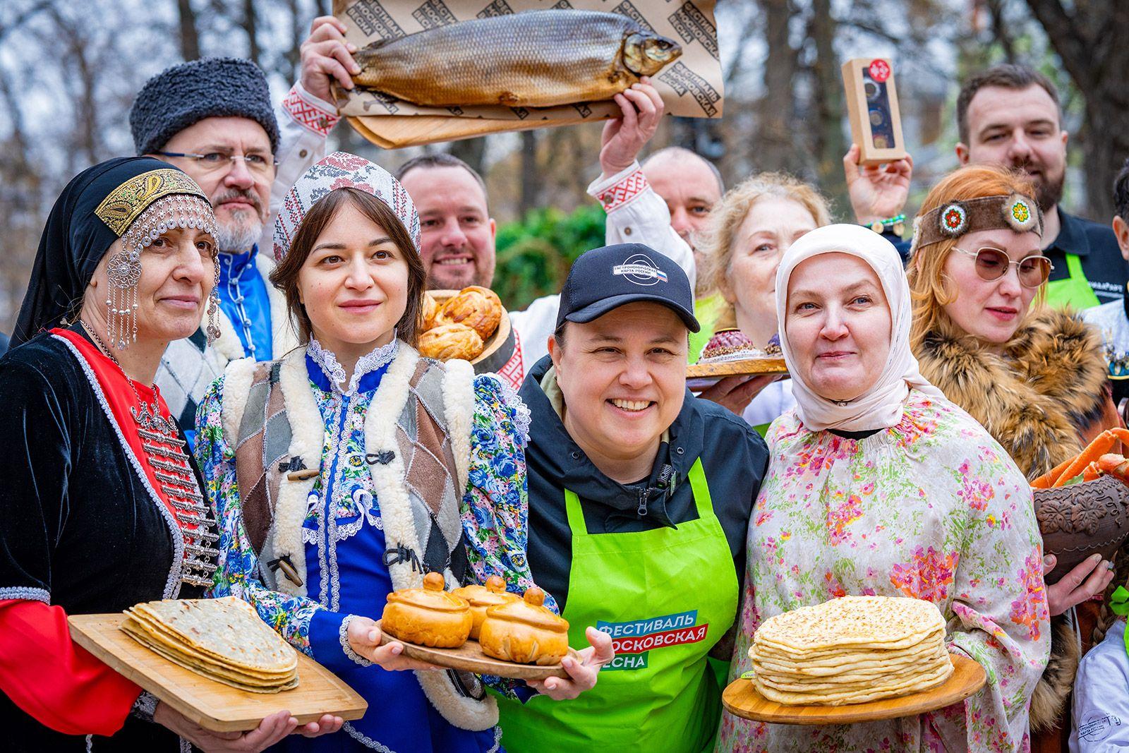 Значительная часть фестиваля "Московская весна" в этом году была посвящена кулинарии народов России