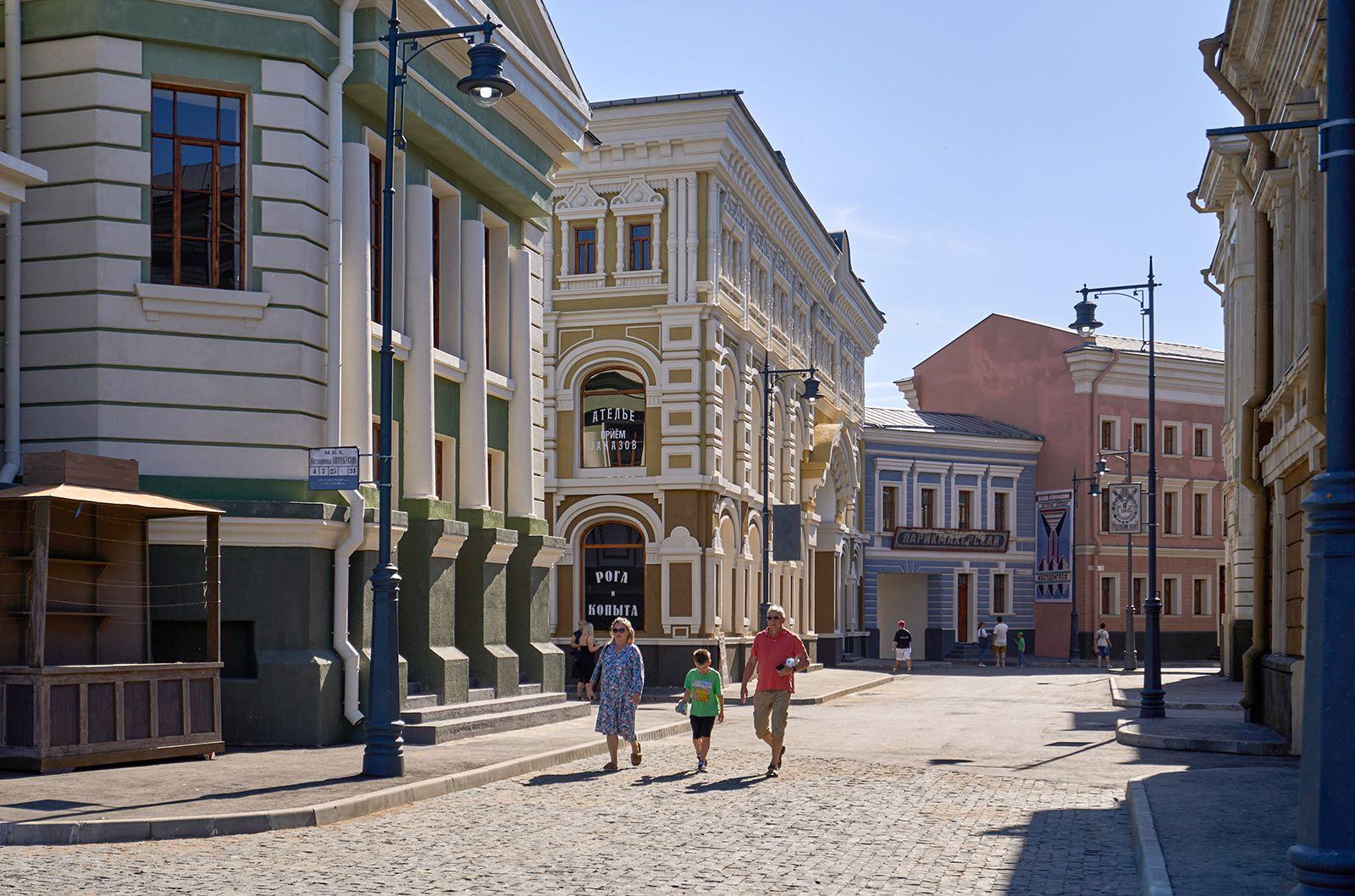 Декорации кинопарка "Москино"