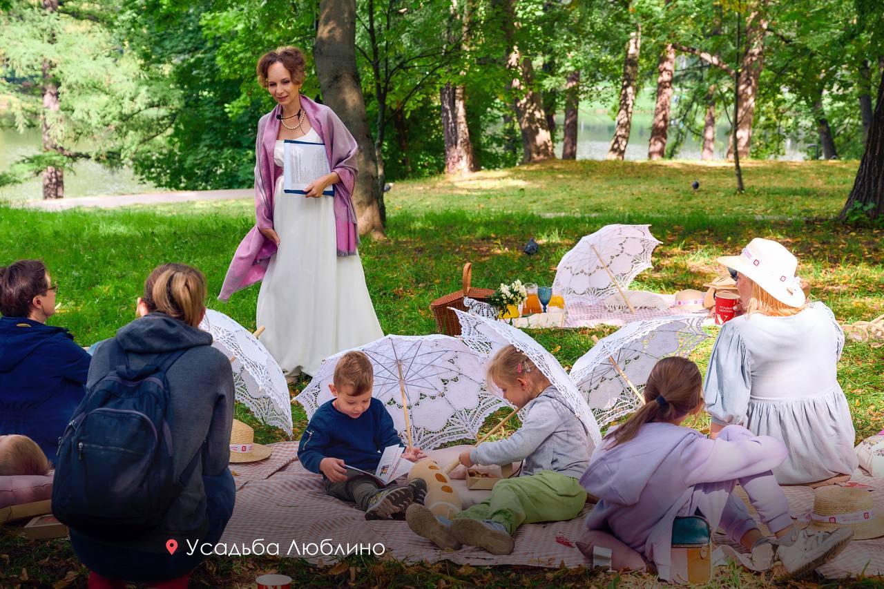 Многие активности в рамках фестиваля "Лето в Москве" подходят для всей семьи