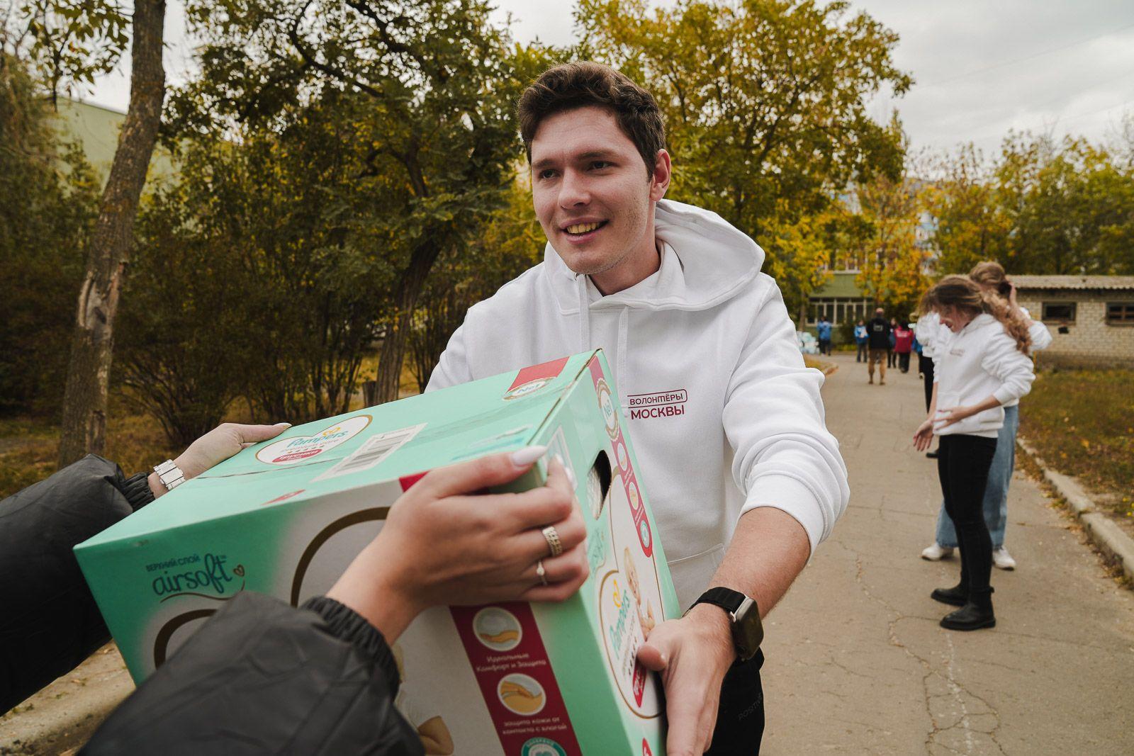 Московские волонтёры лично направились в Донецк