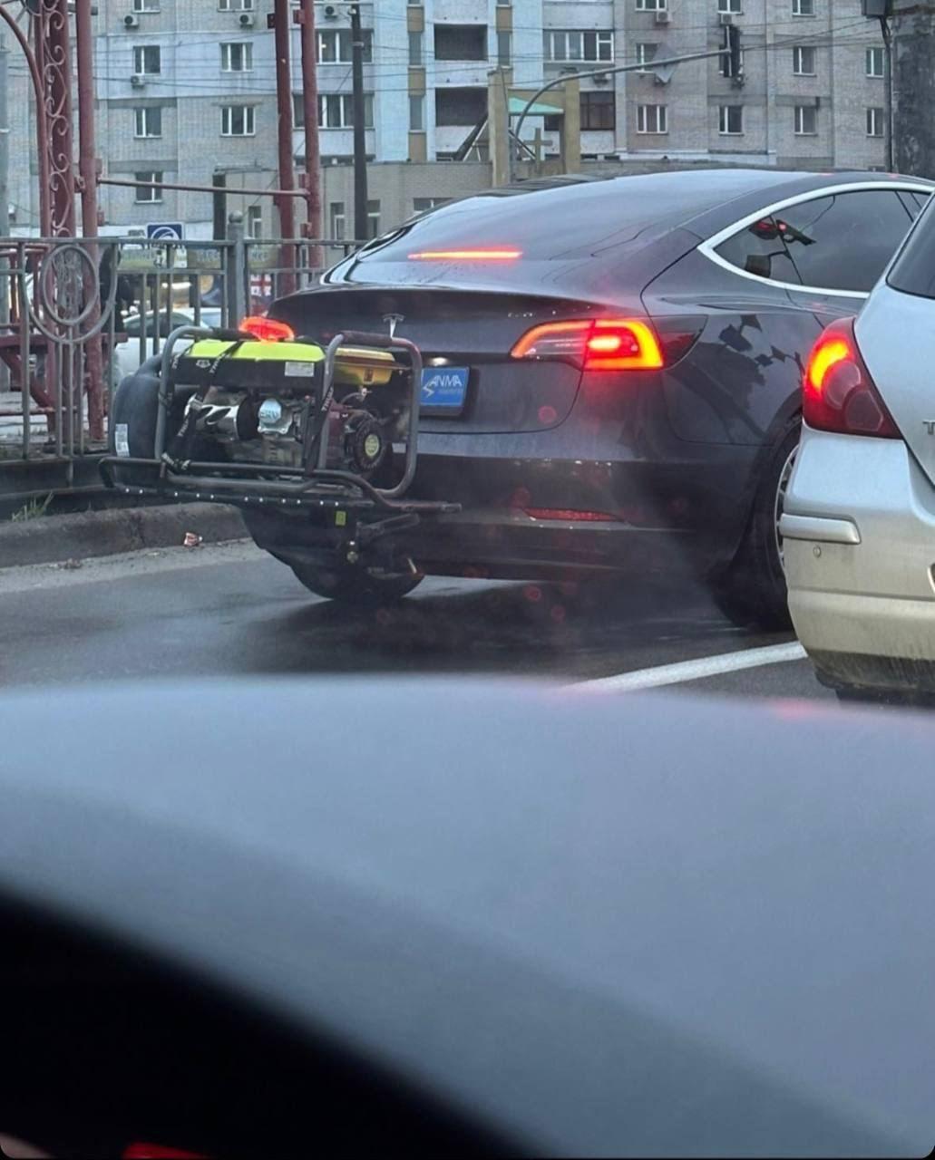 "Бензиновая" версия Tesla на Украине