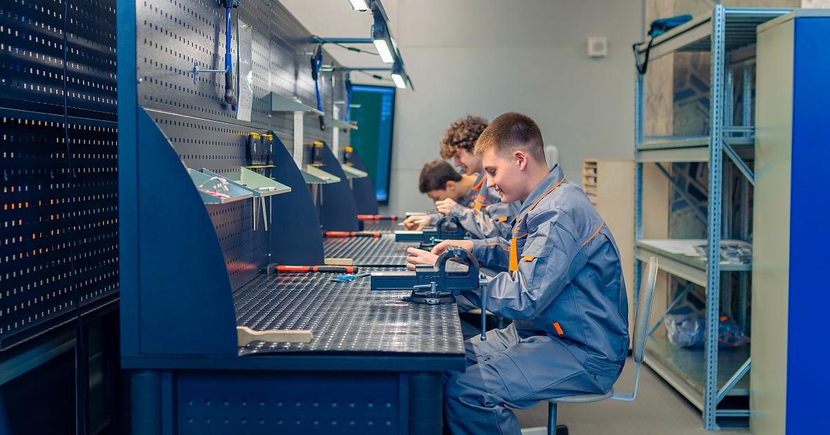 Центр "Профессии будущего" – это обучение по 75 направлениям в 35 мастерских