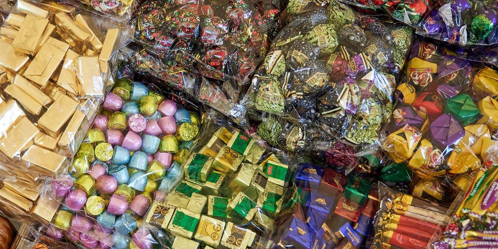 Из продуктов лучше передавать те, которые хранятся дольше Из продуктов лучше передавать те, которые хранятся дольше