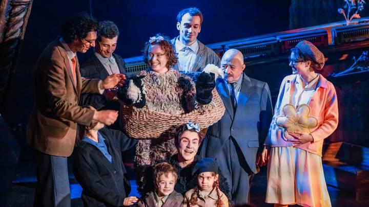 Постановка в театре "Шалом"