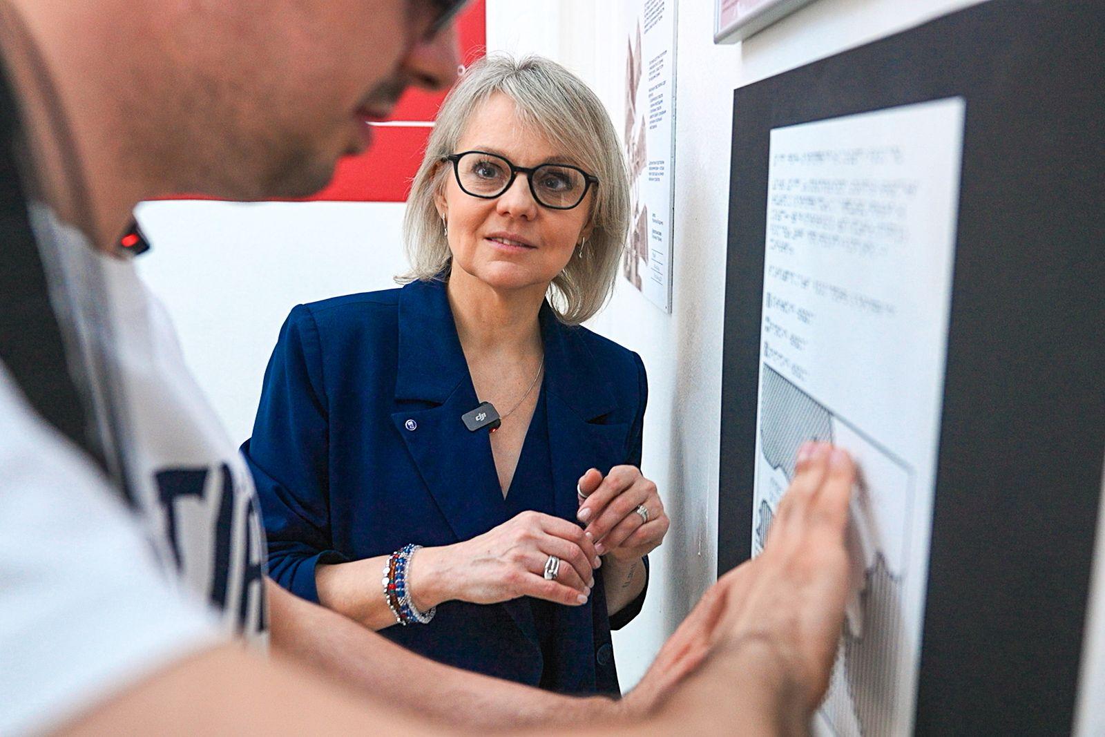 Для выставки впервые создали тактильные карты Великой Отечественной войны