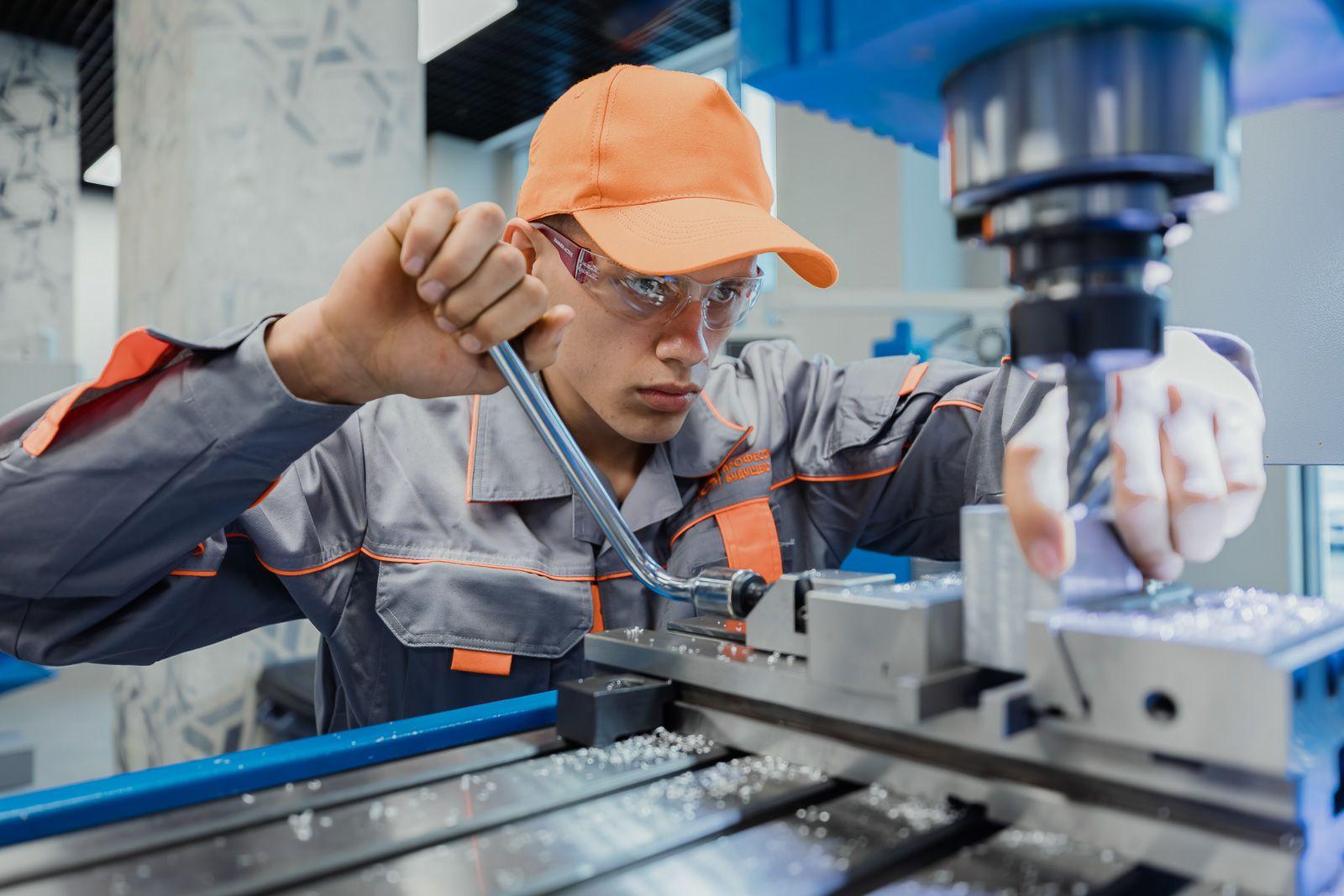 Московские программы профориентации позволяют студентам быстрее получить реальную специальность и работу Московские программы профориентации позволяют студентам быстрее получить реальную специальность и работу