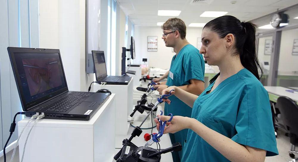 Москва остаётся лидером среди российских регионов по оснащению больниц и поликлиник и профессионализму врачей