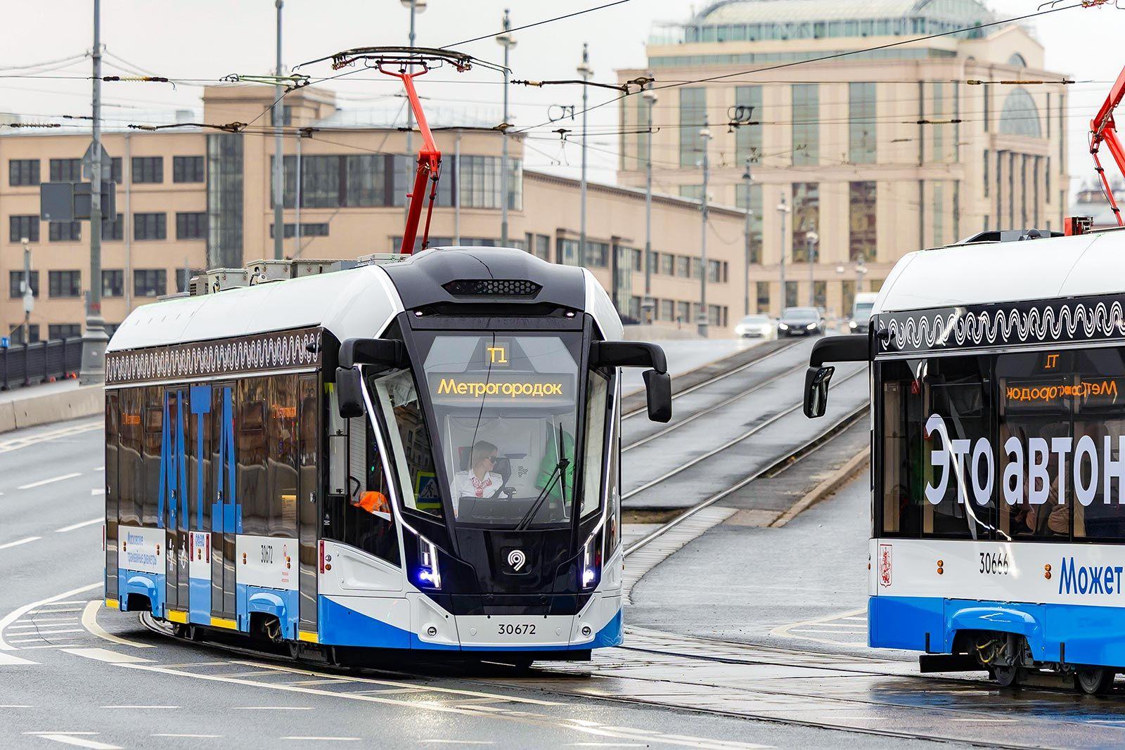 Москва стала пионером в развитии беспилотного транспорта среди российских регионов Москва стала пионером в развитии беспилотного транспорта среди российских регионов
