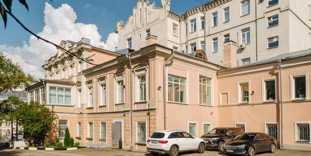 Особняк на Большой Полянке