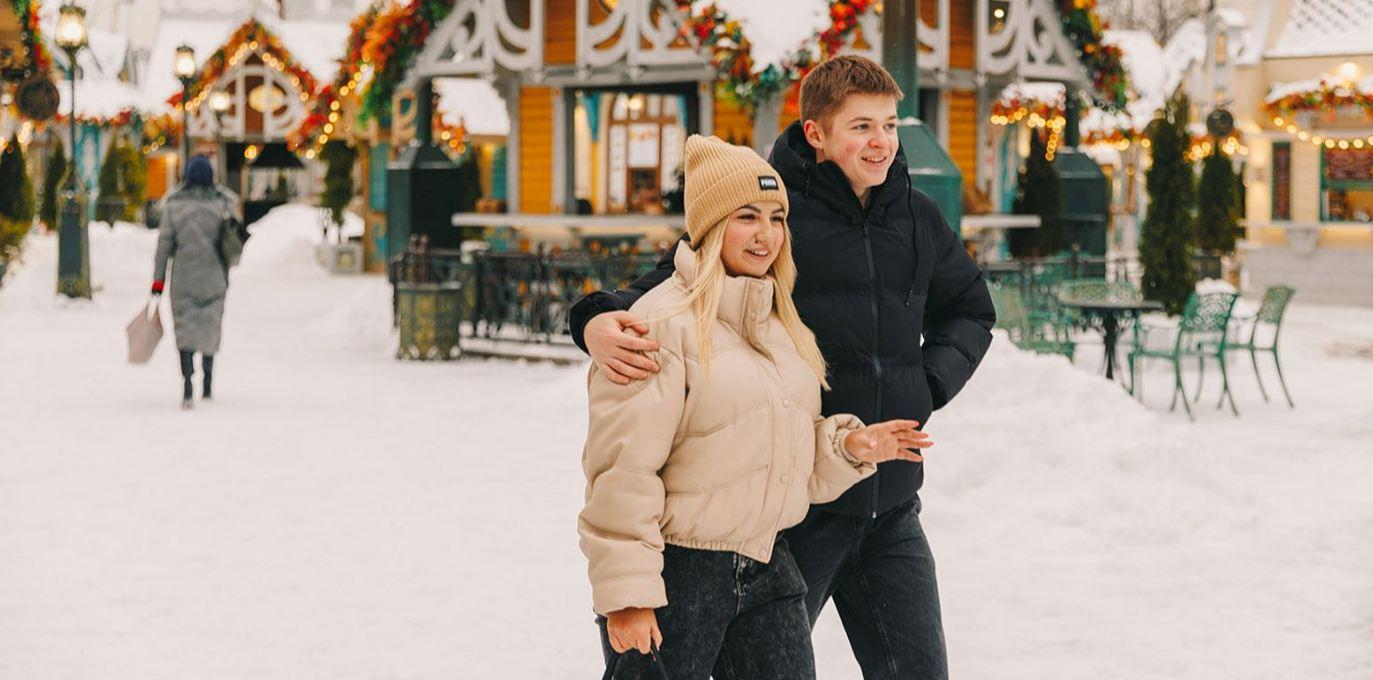 Зимой Москва преображается и привлекает как иностранцев, так внутренних туристов Зимой Москва преображается и привлекает как иностранцев, так внутренних туристов