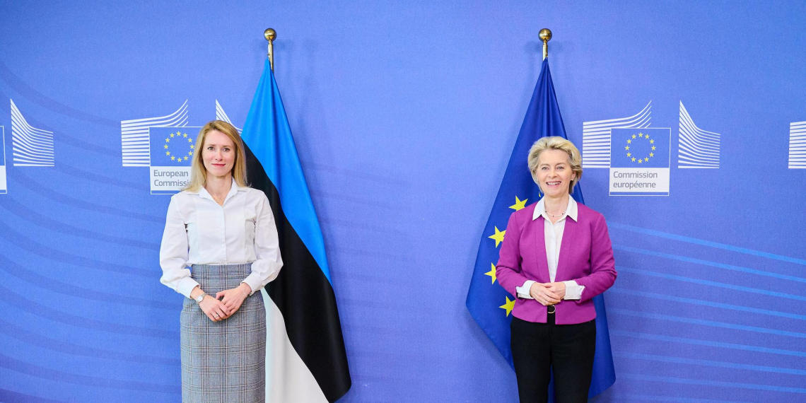 Politico предрекла крупнейший кризис для фон дер Ляйен за четверть века