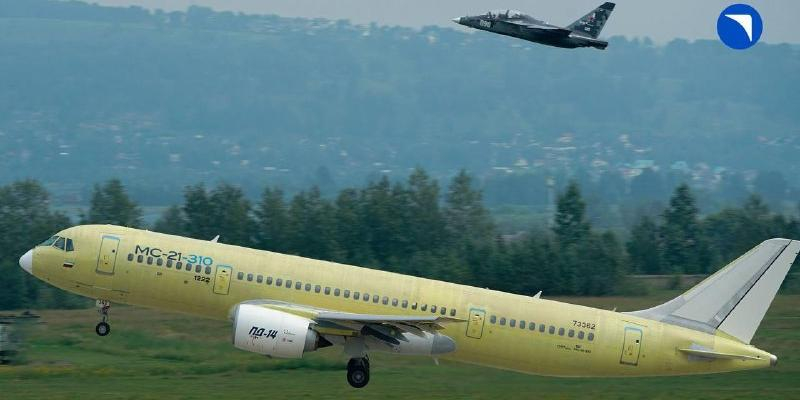 Первый серийный МС-21 поднялся в небо 