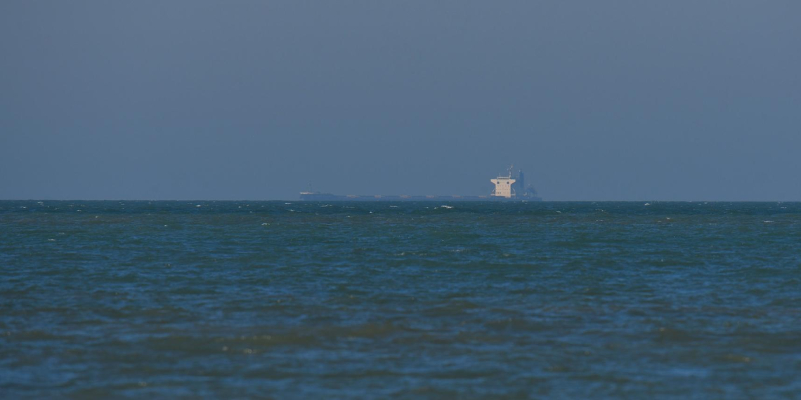 Telegraph раскрыла, почему Британия не задерживает российские суда