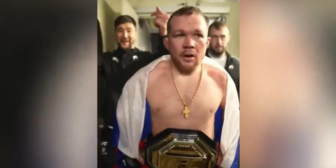Петр Ян вернул чемпионский пояс UFC спустя почти 5 лет