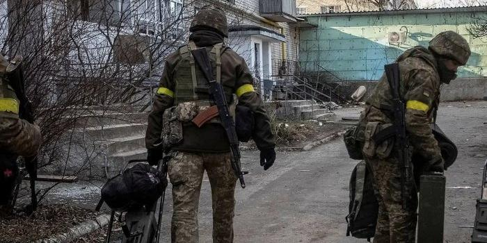 На Украине признали, что ВСУ гибнут под Бахмутом ради политических амбиций Зеленского