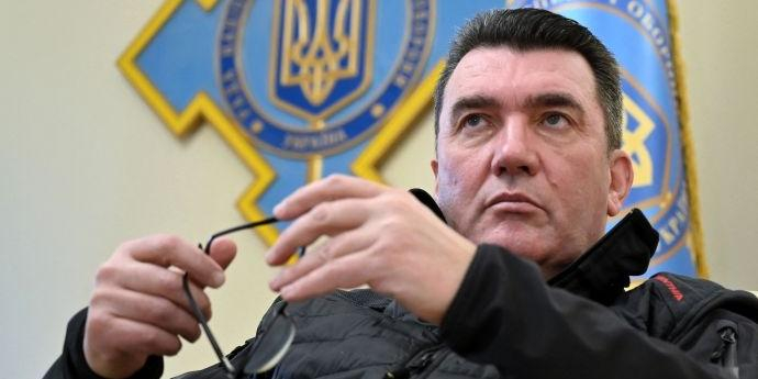 Глава СНБО Украины Данилов потребовал атаковать любые "представляющие угрозу" российские объекты