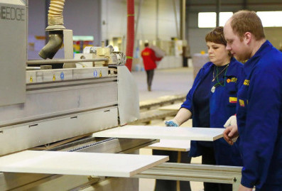 Культурные площадки Москвы пользуются мебелью и техникой столичного производства