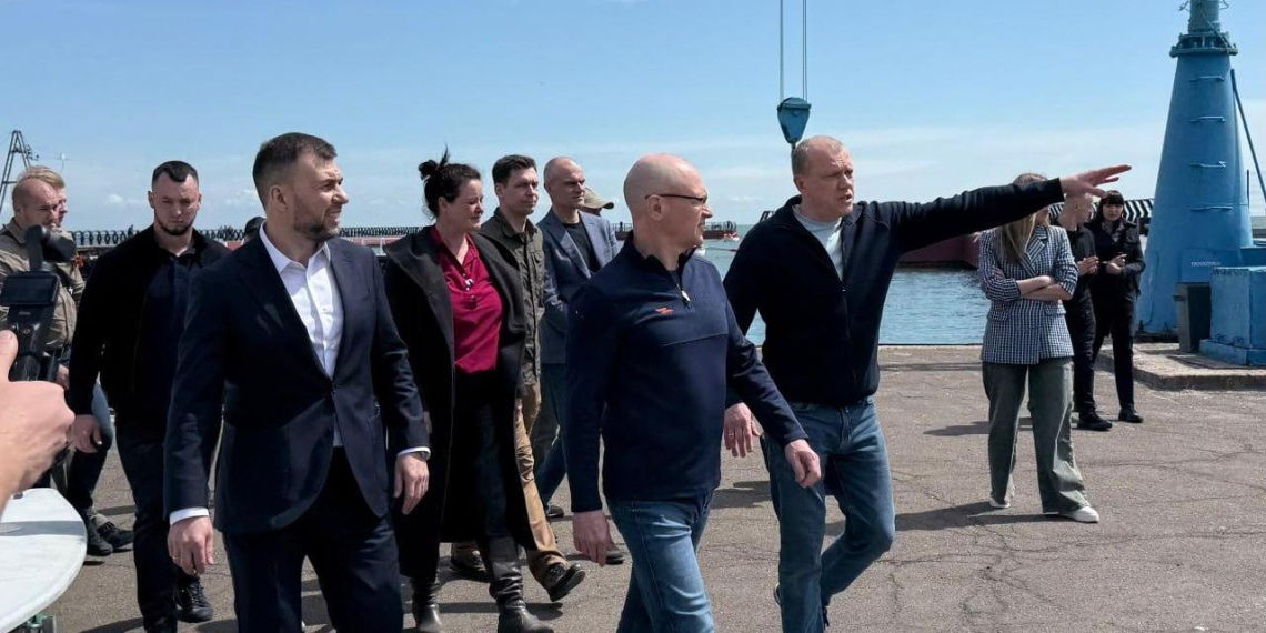 В Мариуполе создадут центр морских видов спорта на базе комплекса "Парус" 