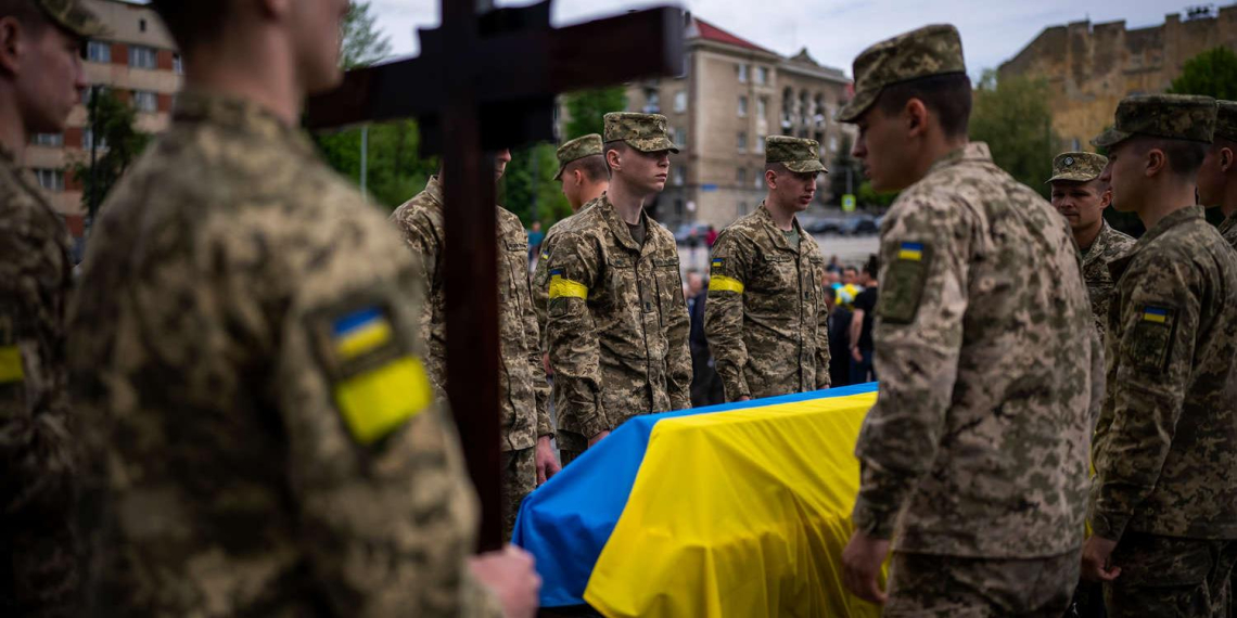 В НАТО заявили об "отчаянном" положении Украины без помощи США