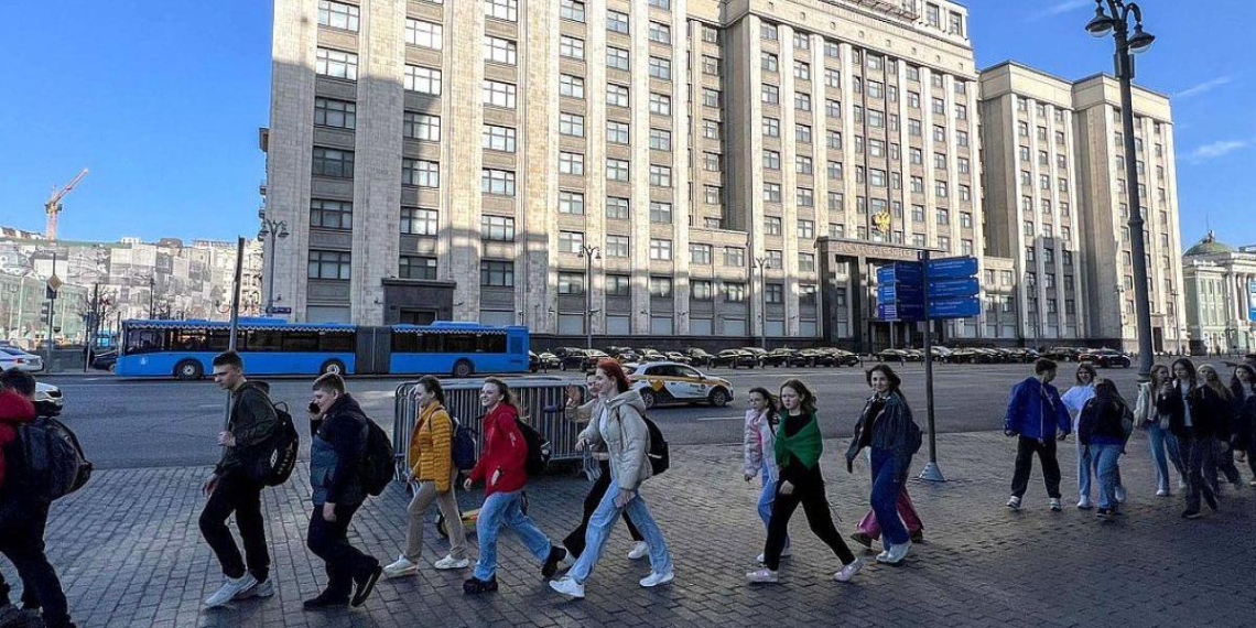 Единая Россия внесла в Госдуму законопроект о расширении поддержки детских и молодежных НКО