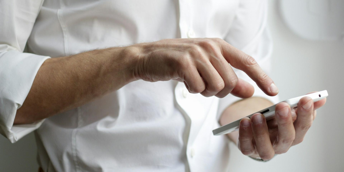 В "Билайне" предложили послабления при введении "белых списков"