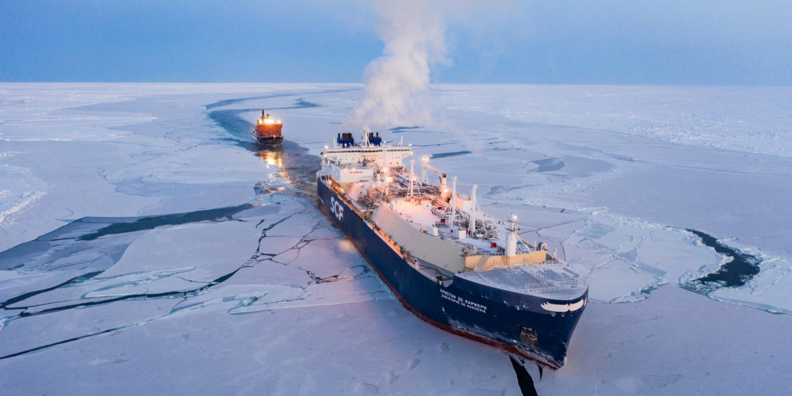 Все индийские НПЗ отказались от поставок российской нефти танкерами "Совкомфлота"