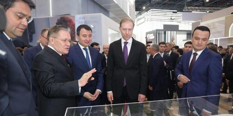 "Росатом" представил проект интегрированной АЭС для Узбекистана на выставке в Ташкенте 