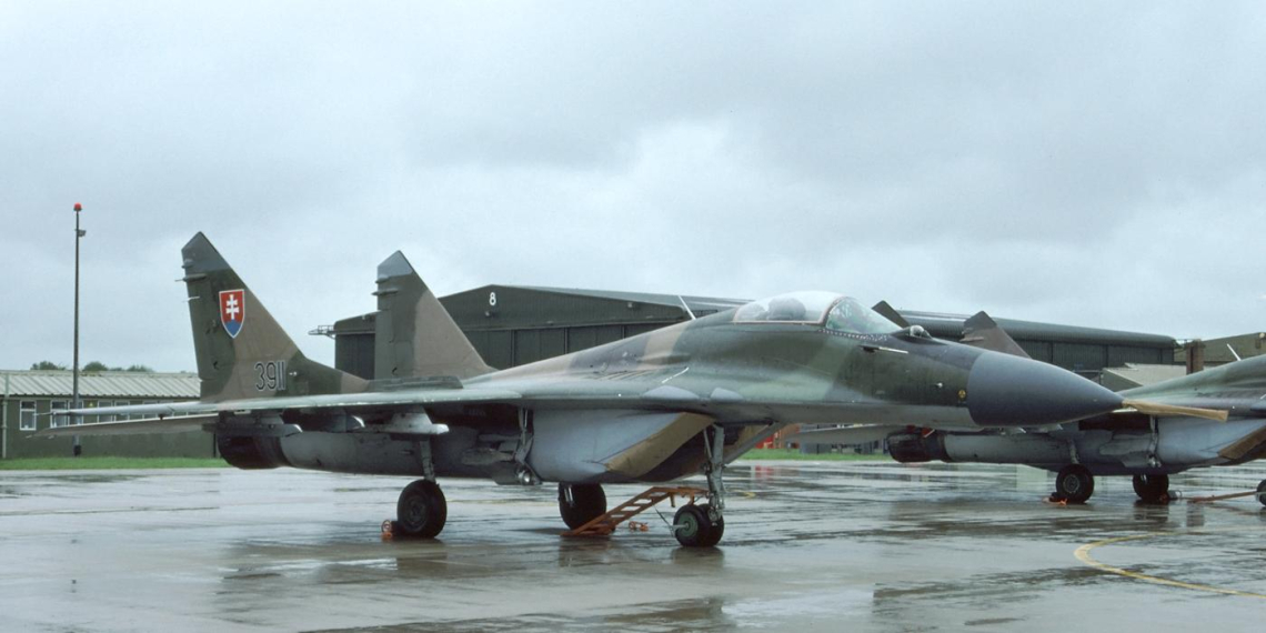Минобороны Словакии назвало незаконной передачу Украине истребителей МиГ-29
