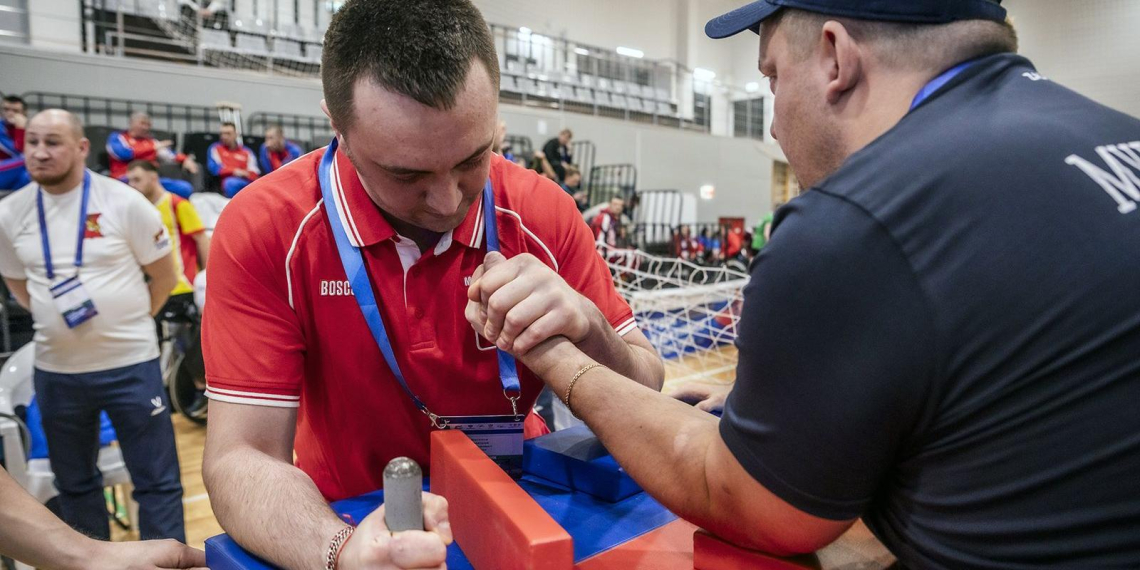 Москомспорт предлагает участникам СВО бесплатные тренировки и льготы