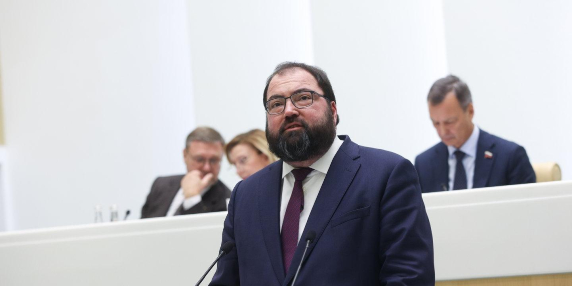 Глава Минцифры Шадаев заявил о решении вопроса защиты дата-центров вместе с Минобороны