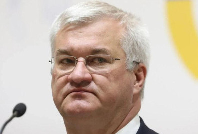 Киев резко ответил Венгрии на призыв прекратить угрозы после ударов по "Дружбе" 