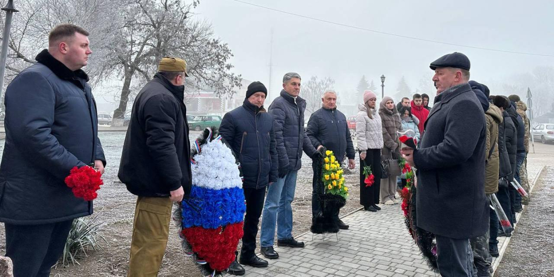 В новых регионах вспомнили россиян, исполнявших служебный долг за пределами Отечества 