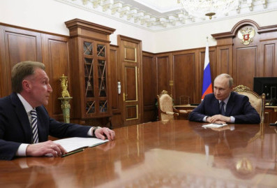 Путин обсудил с главой ВЭБа технологическое лидерство России