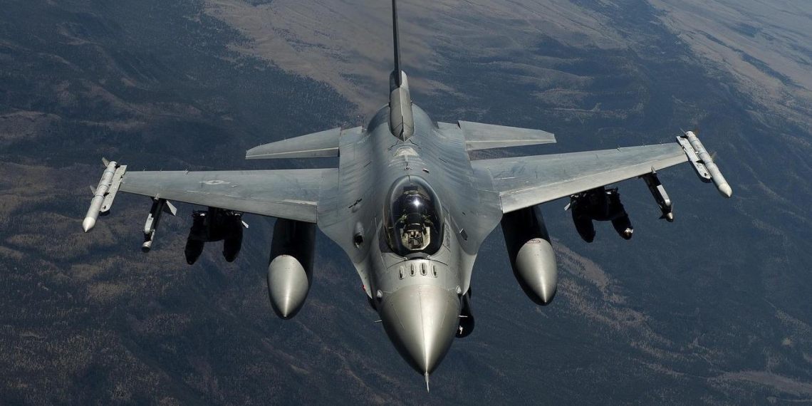 В Белом доме допустили передачу Украине F-16 третьими странами
