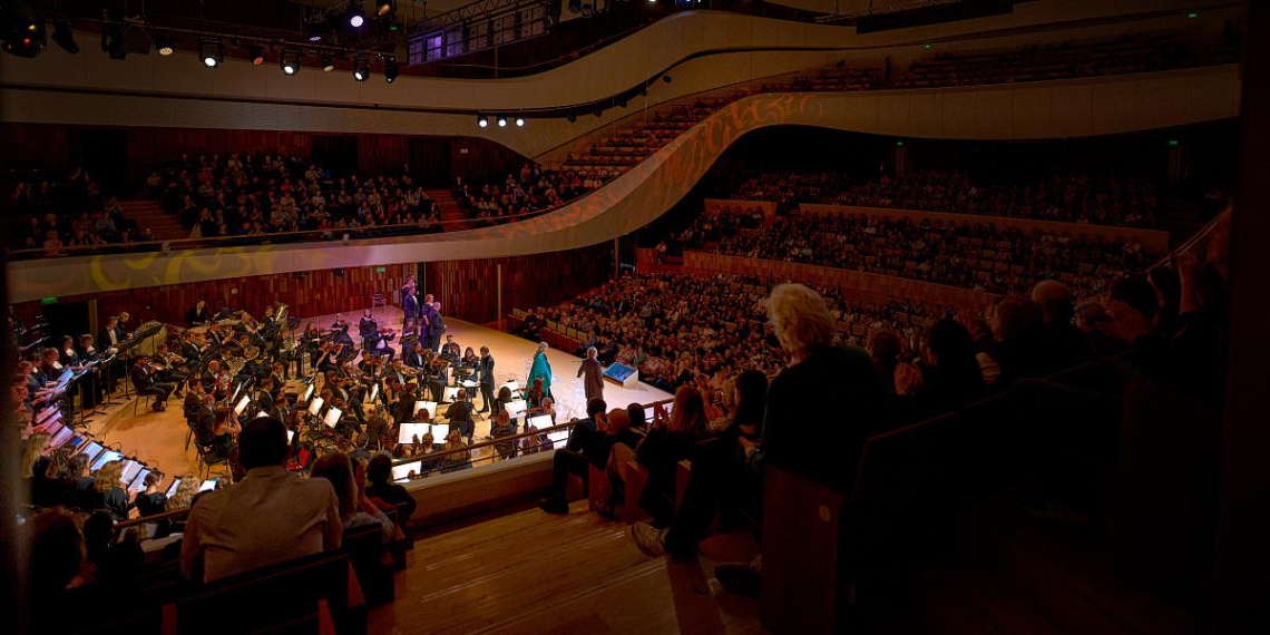 В столице открылся фестиваль "Зарядье" в рамках проекта "Зима в Москве"