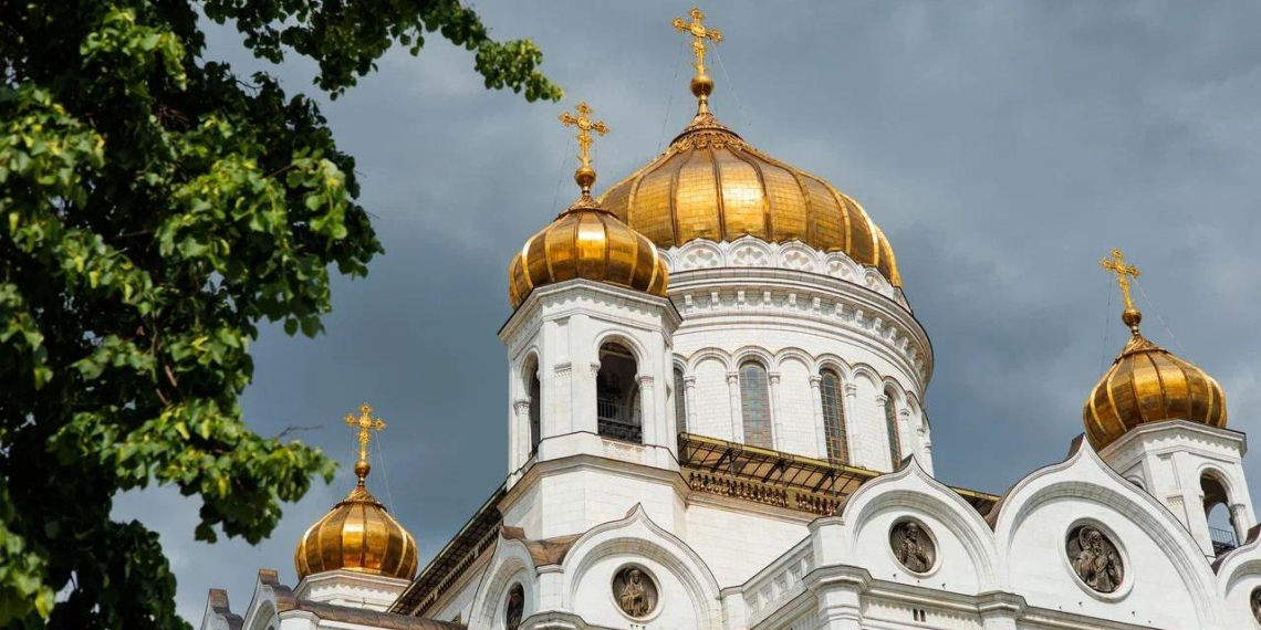 В Москве возродили традицию общегородского крестного хода с участием 20 тысяч верующих