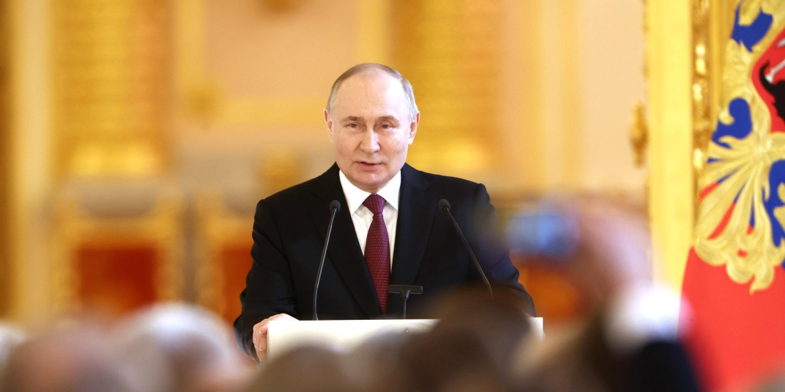 Пролог к будущим победам: о чем говорил Путин на встрече со своими доверенными лицами 