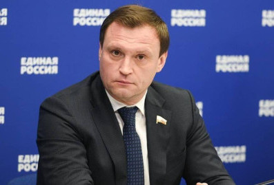 "Единая Россия" проконтролирует применение санкций к застройщикам за срыв сроков