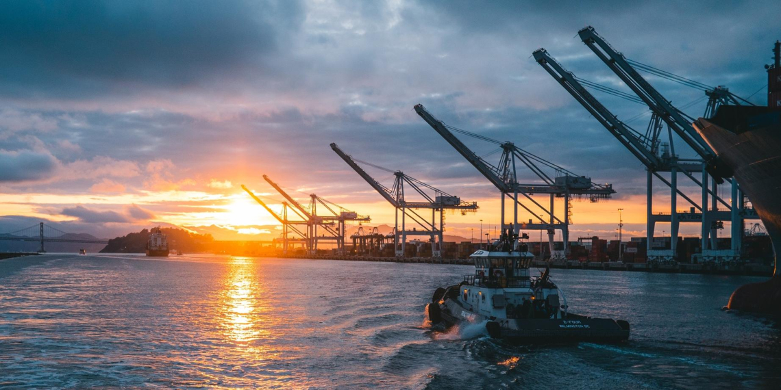 Россия стала продавать нефть с премией